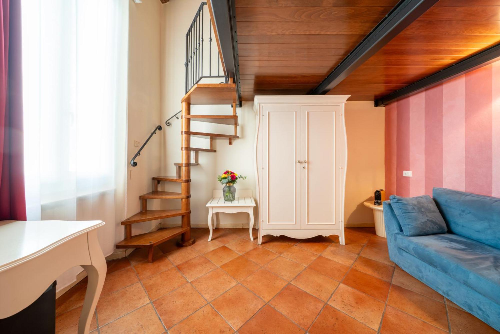 Residenza Conte Di Cavour & Rooftop Флоренция Екстериор снимка